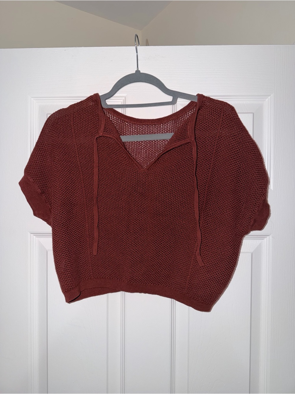 Women's Rust V-Neck Short-Sleeve Knit top